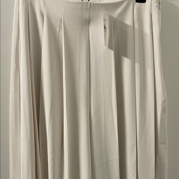Ann Taylor winter white Palazzo Wide Leg Pants - Picture 4 of 5